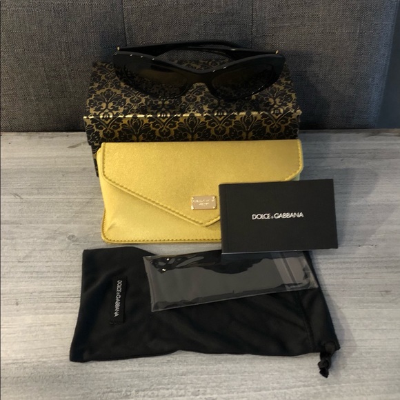 Dolce & Gabbana Sunglasses - Picture 4 of 7